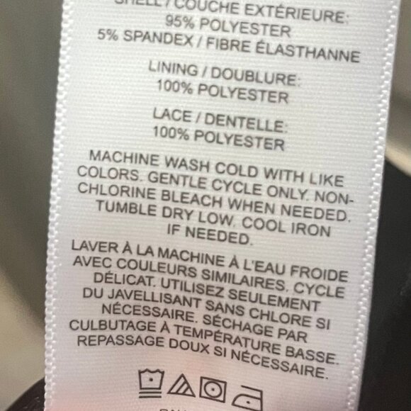 Express Jumpsuit with Beautiful Detail See Pictures, New Without Tags - Picture 7 of 9